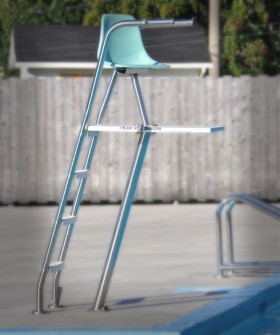 produit swim-eq: Chaise de sauveteur à échelle arrière 